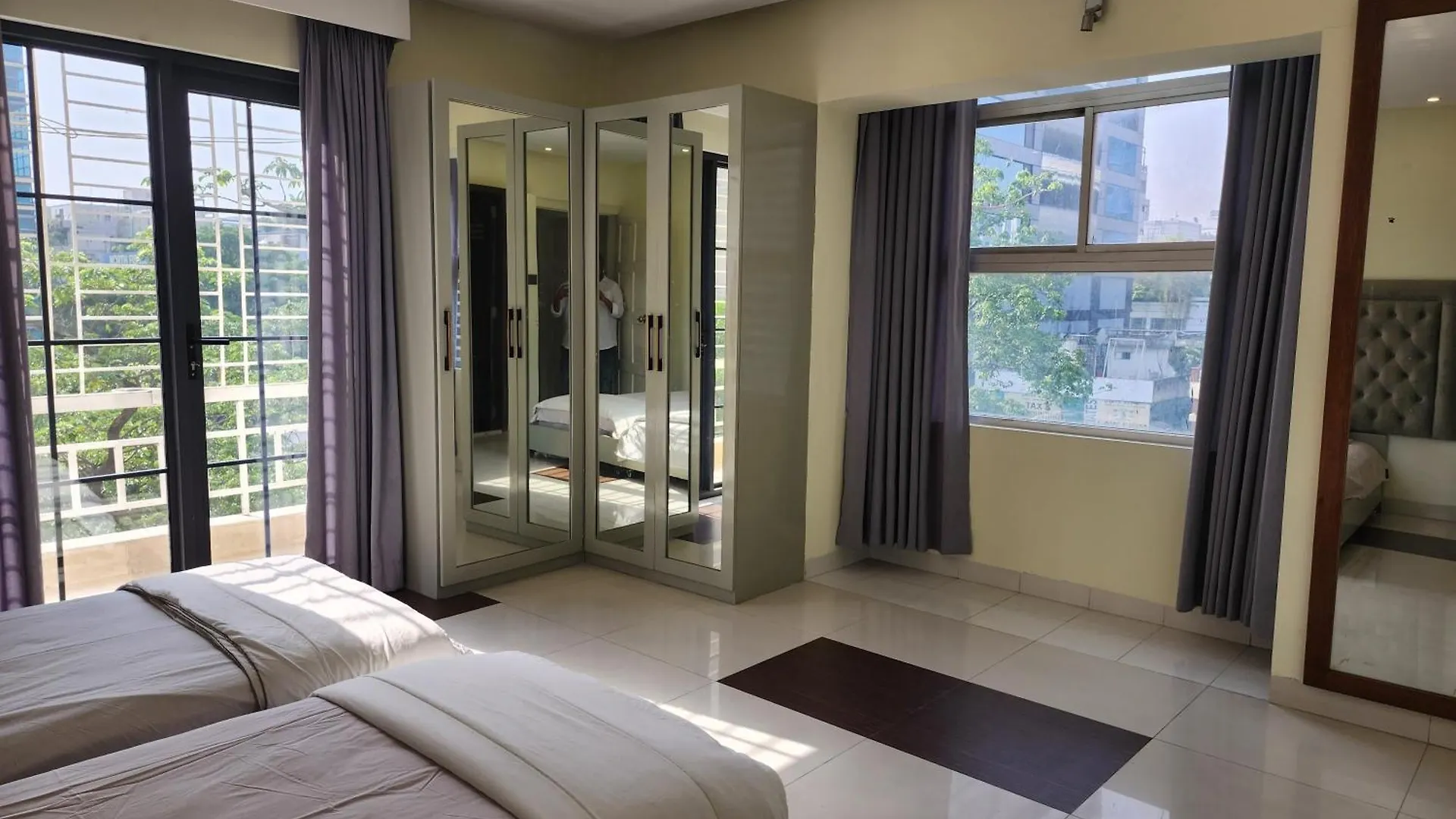 Banani Luxury Apartment Dhaka